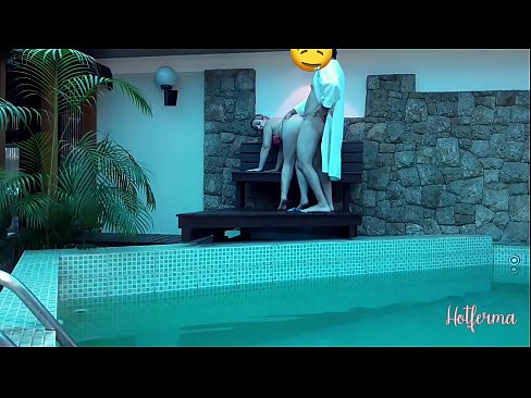 ❤️ Šef poziva sobaricu na bazen, ali nije mogao odoljeti vrućini ☑ Jebanje na hr.niceporn-tv.ru ☑